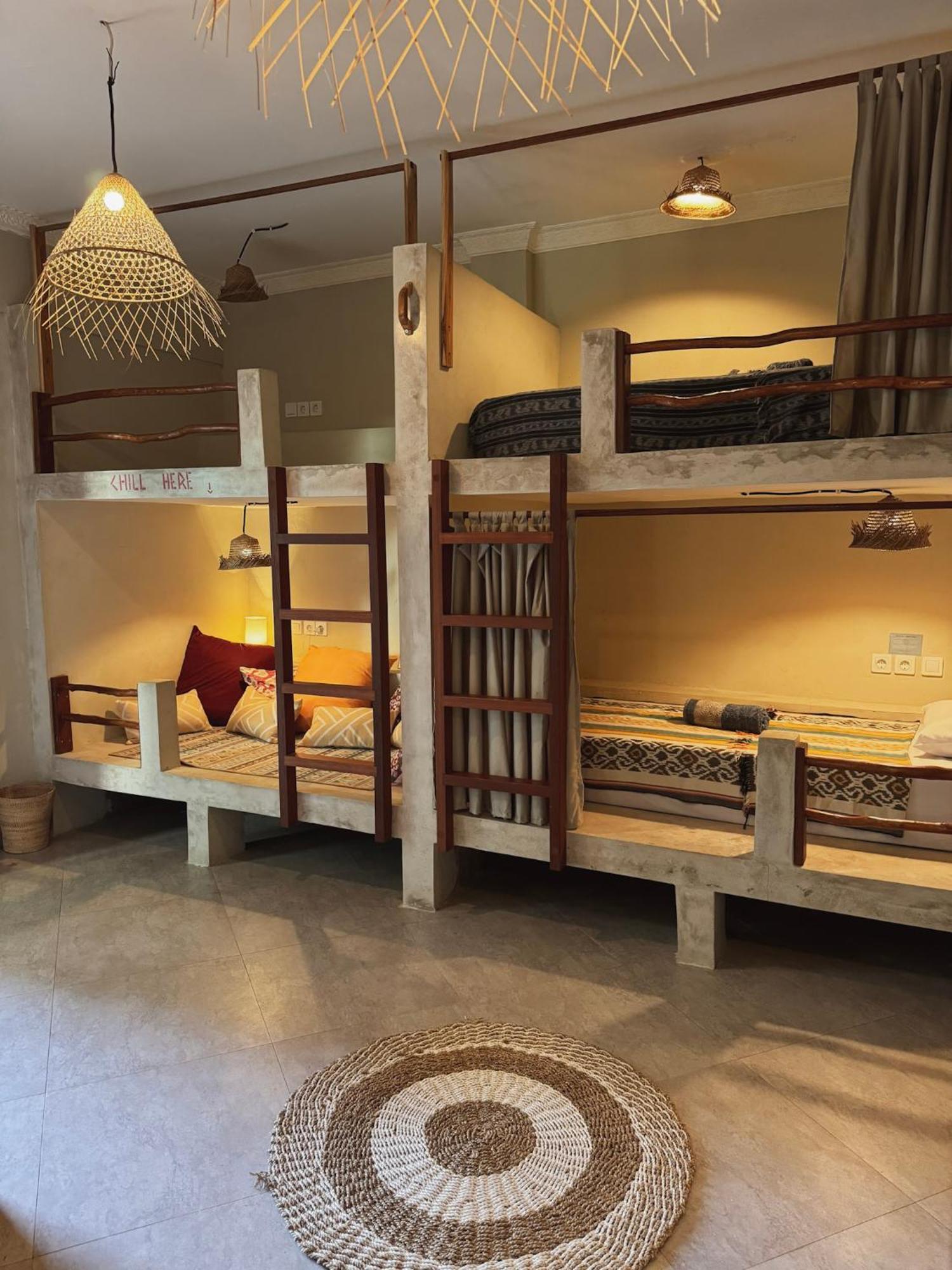 Secret Spot Surf And Stay Kuta  Exterior foto
