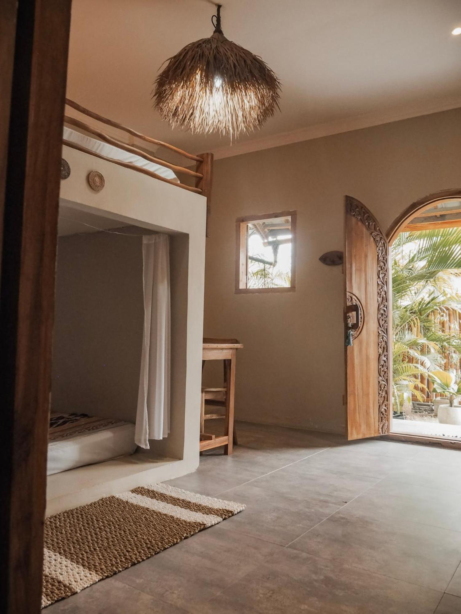 Secret Spot Surf And Stay Kuta  Exterior foto