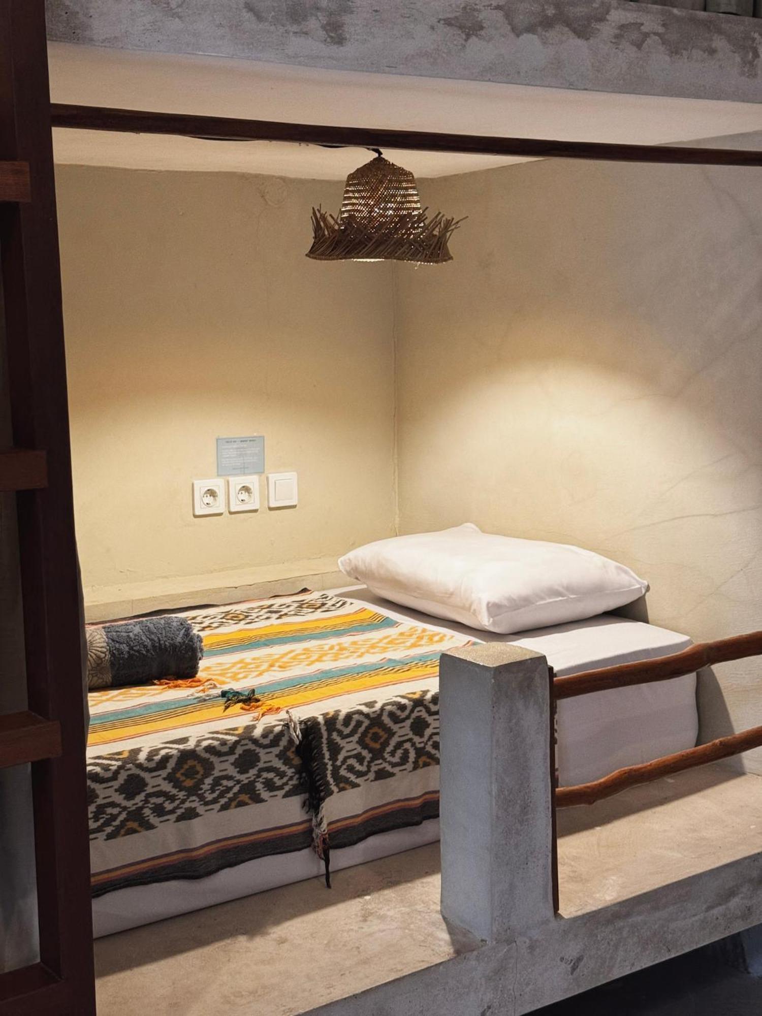 Secret Spot Surf And Stay Kuta  Exterior foto